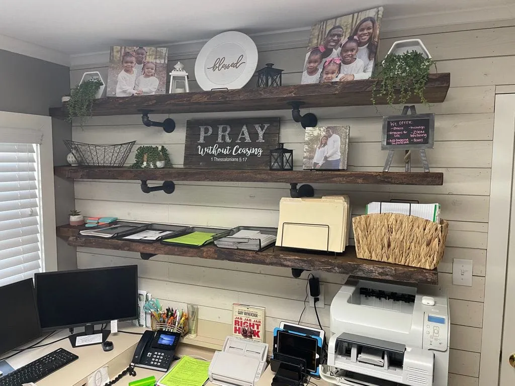 34FC5BE1-9A0B-4F8F-BFB6-AE0A8B375792_1_105_c